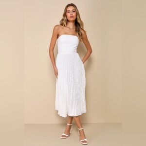 Lulu’s Perfectly Stunning Ivory Jacquard Strapless Pleated Midi Dress- NWOT XL